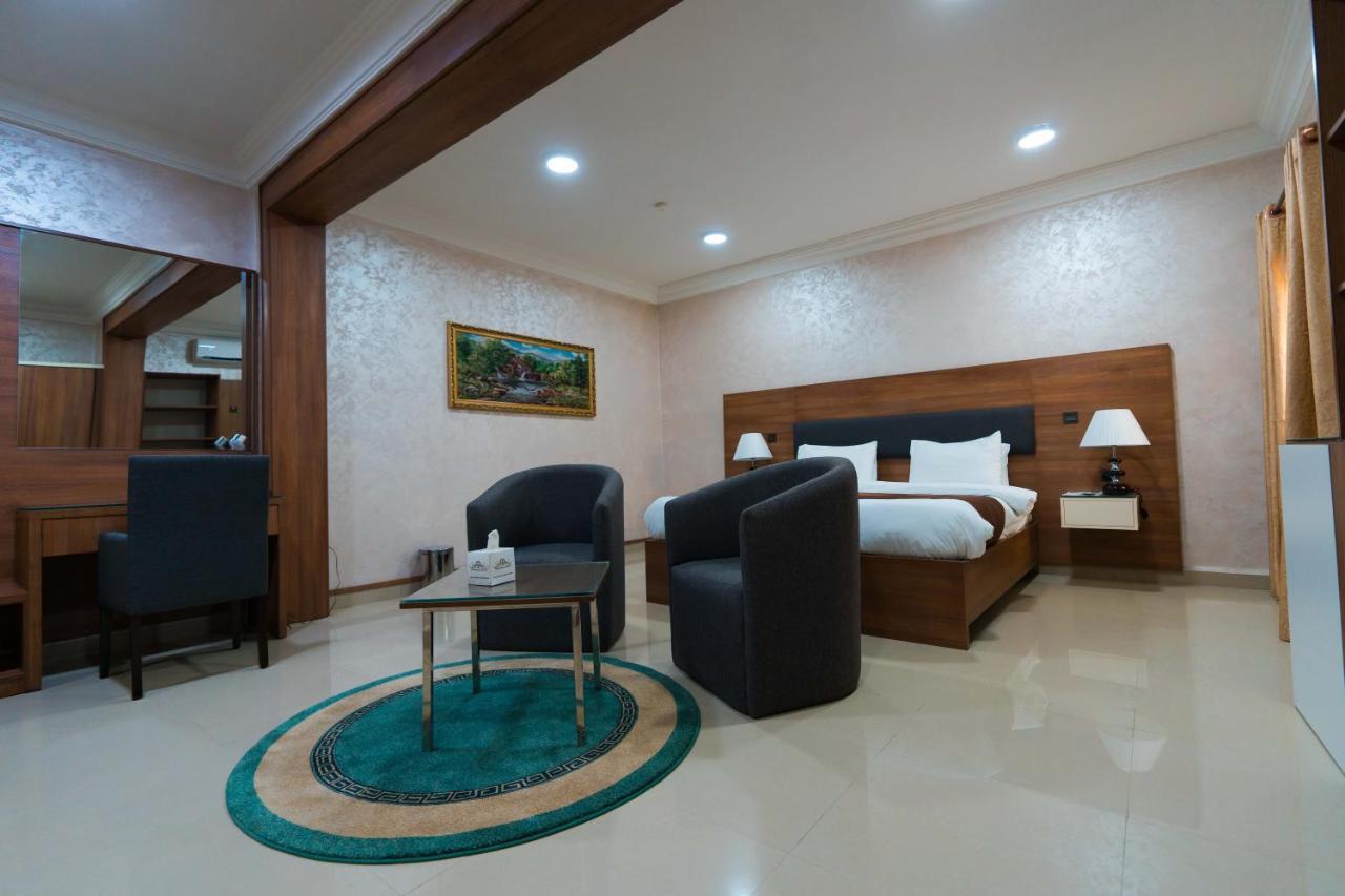 Phoenicia Suites Wupa Dış mekan fotoğraf