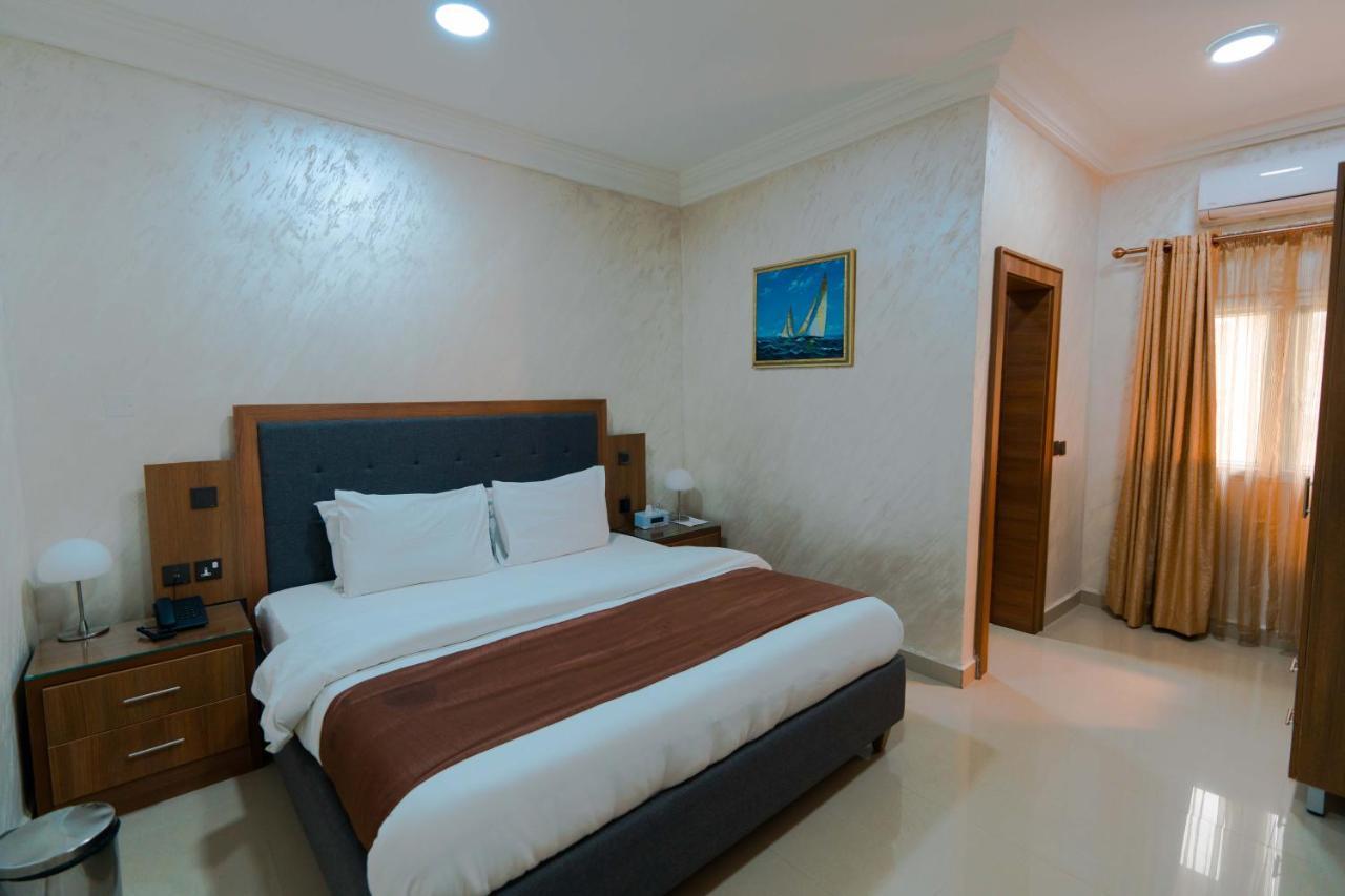 Phoenicia Suites Wupa Dış mekan fotoğraf